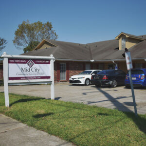 DSC_0404---Mid-City-New-Sign-Up-Web